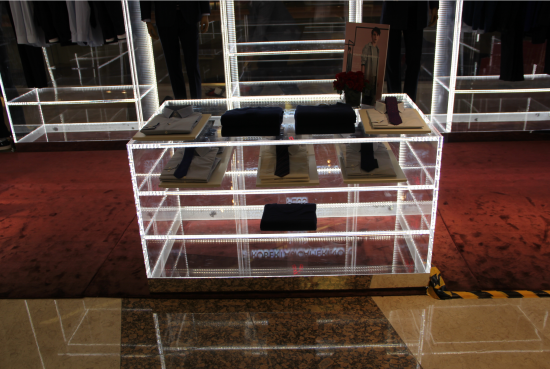 亞克力超薄燈箱有什么優勢呢？